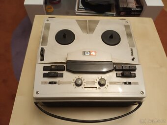 Magnetofon Tesla B4 - 2