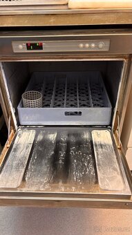 Gastro Myčka Nádobí - 2