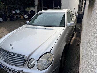 Mercedes w211 220d - 2