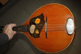zachovalá mandolina portugalský model s vynikajícím dohmatem - 2