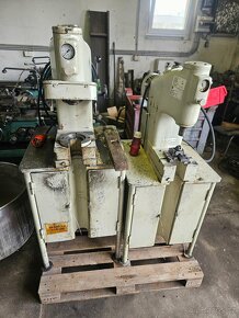 Hydraulický lis CDC 2-7 + dokumentace + stojan více ks - 2