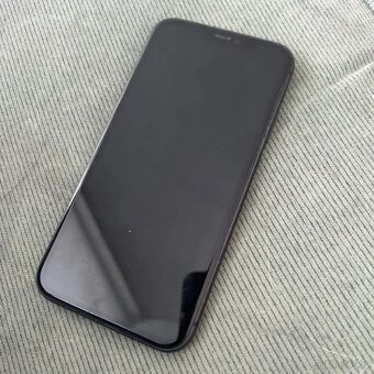 iPhone 11 - 2