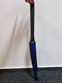 Gravel Karbon vidlice disc CTM sloupek tapered 27cm - 2
