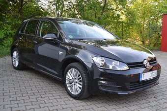 Volkswagen GOLF VII 1.2Tsi 63kw CUP benzín rok 2014 - 2