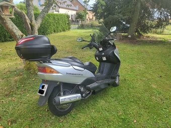 Skútr Suzuki Burgman 150 výkon 10,5KW - 2