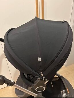 Stokke trailz cerny se sportovnim sezenim v top stavu - 2