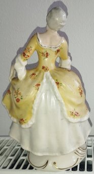 Porcelánová soška Royal dux - 2