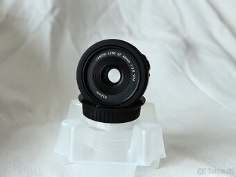 CANON EF 40mm f2,8 STM - 2