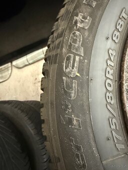 Zimní pneu 175/80 r14 - 2