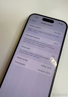 iPhone 15 Pro 256 GB - 2