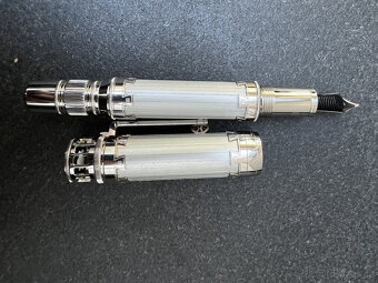 Montblanc skvělé postavy Leonardo da Vinci 3000 LE plnicí pe - 2