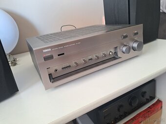 Yamaha AX 590 - 2