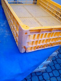 Plastová přepravka 117x76 cm - 2