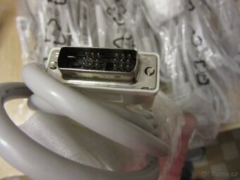 propojovací PC kabely - 2