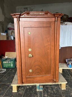 STAROŽITNY TREZOR POPELKA-WIEN - 2