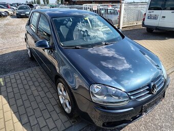 Volkswagen Golf 2.0i FSI 110KW - 2