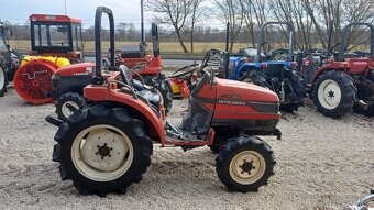 malotraktor Mitsubishi MT240 4x4 - 2