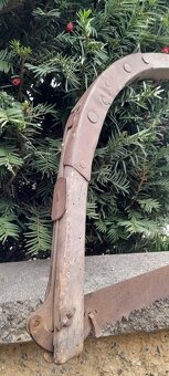 Historická dřevěná ruční pila - 2