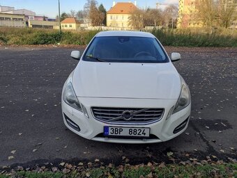 Volvo v60 - 2