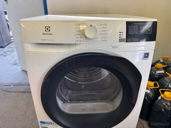 Pračka Electrolux EW8H458BC 8 kg - 2