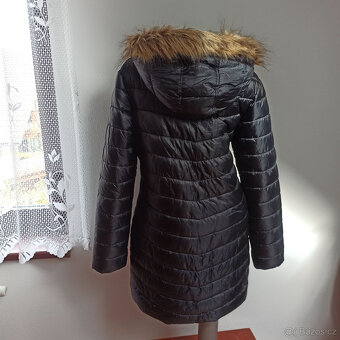 dámská zimní bunda - kabát s kapucí eur 42 TOP STAV - 2