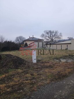 STAVEBNÍ POZEMEK 701m² Brodce - 2