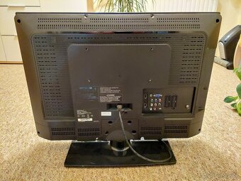 LCD televize Sharp LC-26SH7E-BK - úhlopříčka 65cm (26") - 2