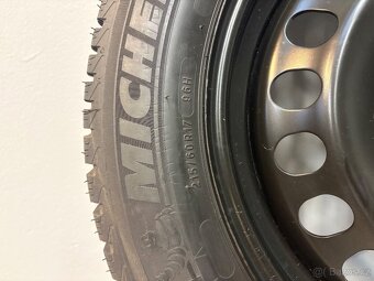Mercedes benz GLA 215/60/17 Michelin Alpin A1564000000 - 2