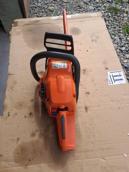 Husqvarna 340 motorova pila zaruce - 2