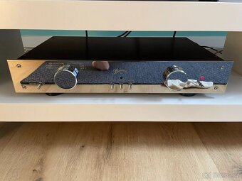 Předzesilovač Burmester 877 MK 2 - 2