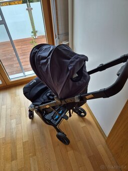 PALUBNÍ KOČÁREK DO LETADLA Ergobaby - 2