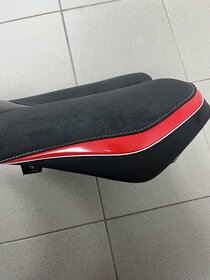 Gelová sedačka řidiče Honda CBR1000RR 2013-2016 - 2