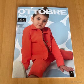 NOVÝ- časopis Ottobre kids- 1/22 ( střihy šití) - 2