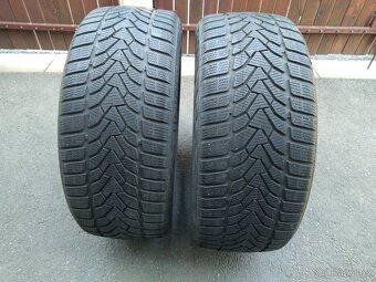 Prodám 2 zimni gumy Uniroyal 235/45 R18 DOT 2022 - 2