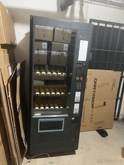 Prodejní automat Azkoyen Palma 70H (2008) - 2