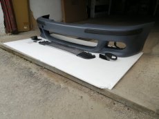BMW E39 - přední nárazník M5. - 2