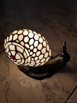Lampička, lampa Tiffany šnek - 2