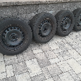 Prodám plechové kola rozteč 5x112 s letními pneu. - 2