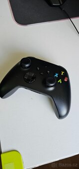 Xbox series X 1TB + ovladač, krabice - 2