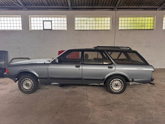 Ford Granada 2.8 injection - náhradní díly - 2