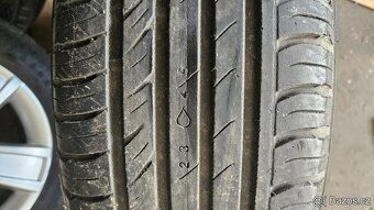 Sada ALU kol originál škoda rozteč 5x112 s letní 195/65/15 - 2