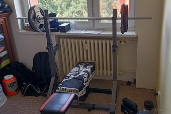 Sestava na bench, dřepy... - 2
