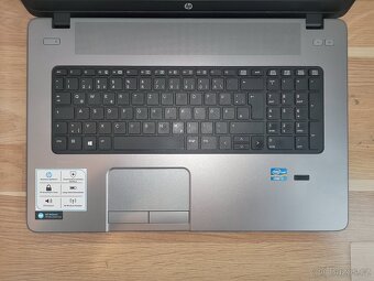 Čtyřjádrový notebook HP ProBook 470 - 2
