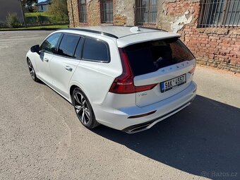 VOLVO V60 B5 R-DESIGN 184kW Auto 2021 - 2
