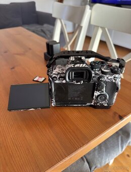 Sony A7iv - 2