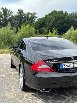 Mercedes Benz CLS500 - 2