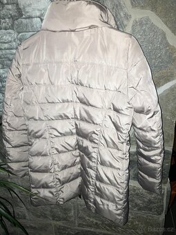 Stylová dámská zimní bunda - 2