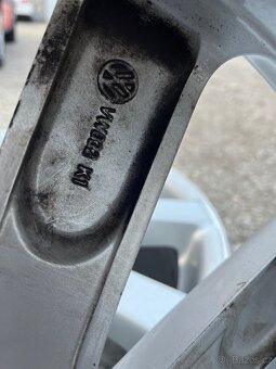 Alu disky R20 VW Touareg - 10000 Kč / 400 € / dohoda - 2