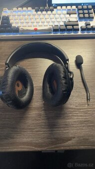 JBL Quantum 350 Wireless černá - 2