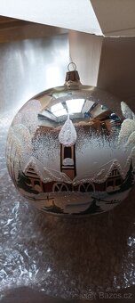 Skleněná vánoční koule - 2
